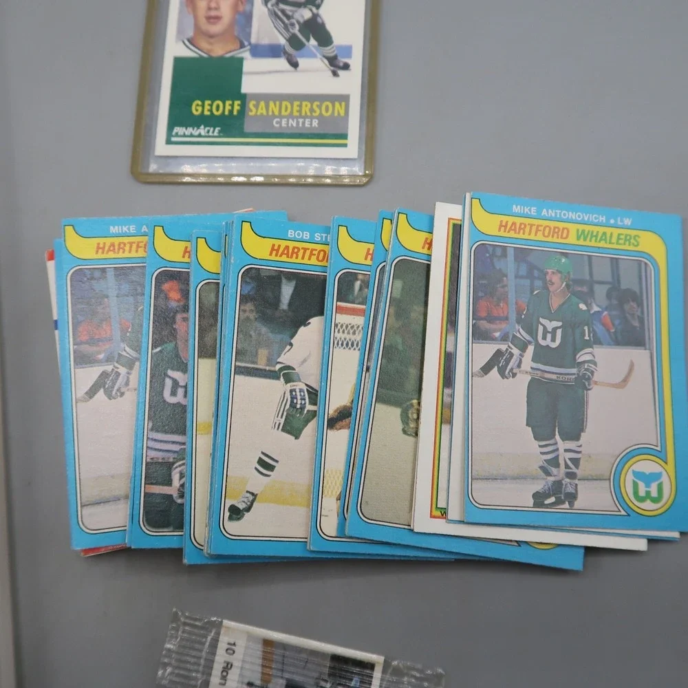 Hartford‎ Whalers Hockey Cards lot and Images of Sports Book Lot